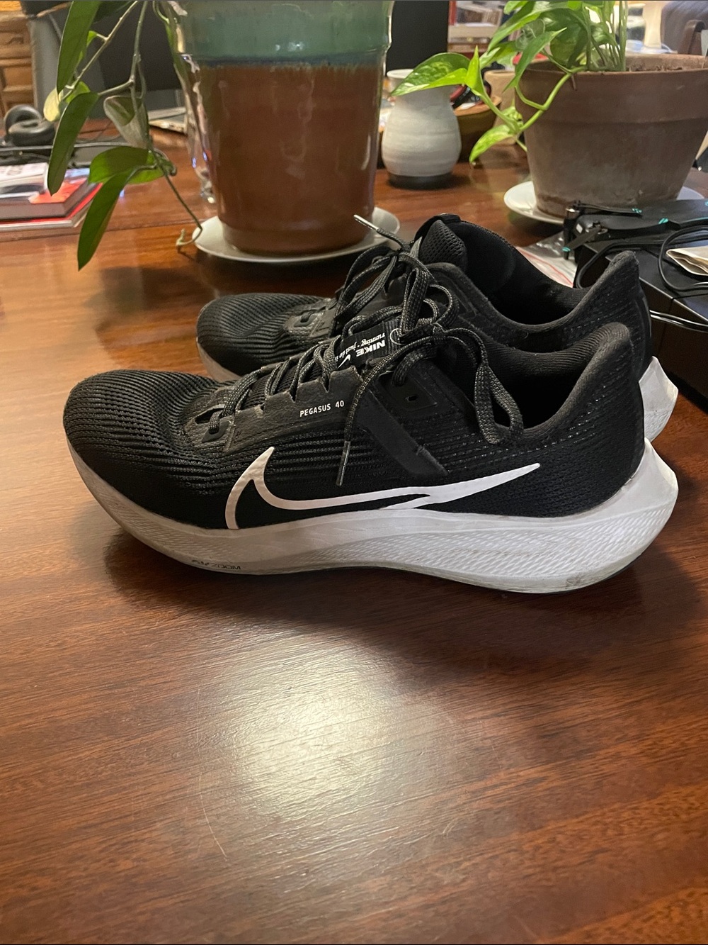 Nike Women’s Zoom Pegasus Sz 11 Running Shoes - Black/White
